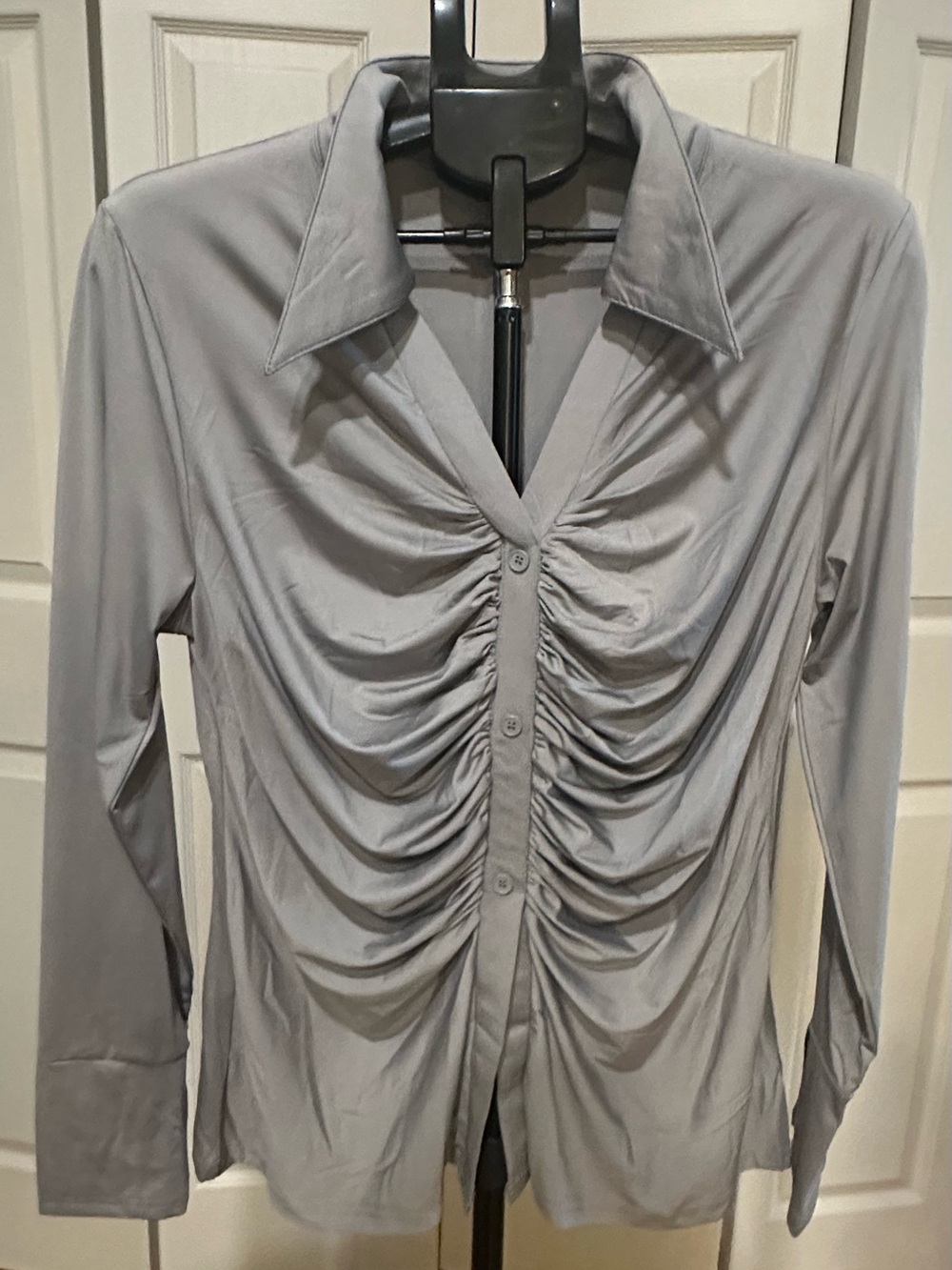 Ruched Button-Front Women's Shirt - Light Gray